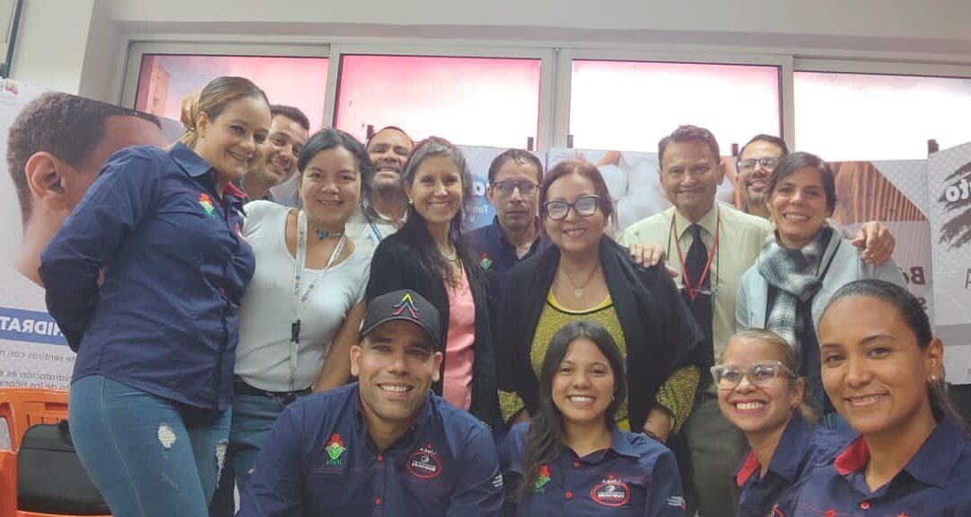 UCAB forma alianzas para avanzar hacia la acreditación de sus laboratorios de Ingeniería Sanitaria