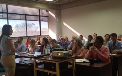 UCAB Guayana entrena a sus docentes en el uso de Inteligencia Artificial y nuevas tecnologías