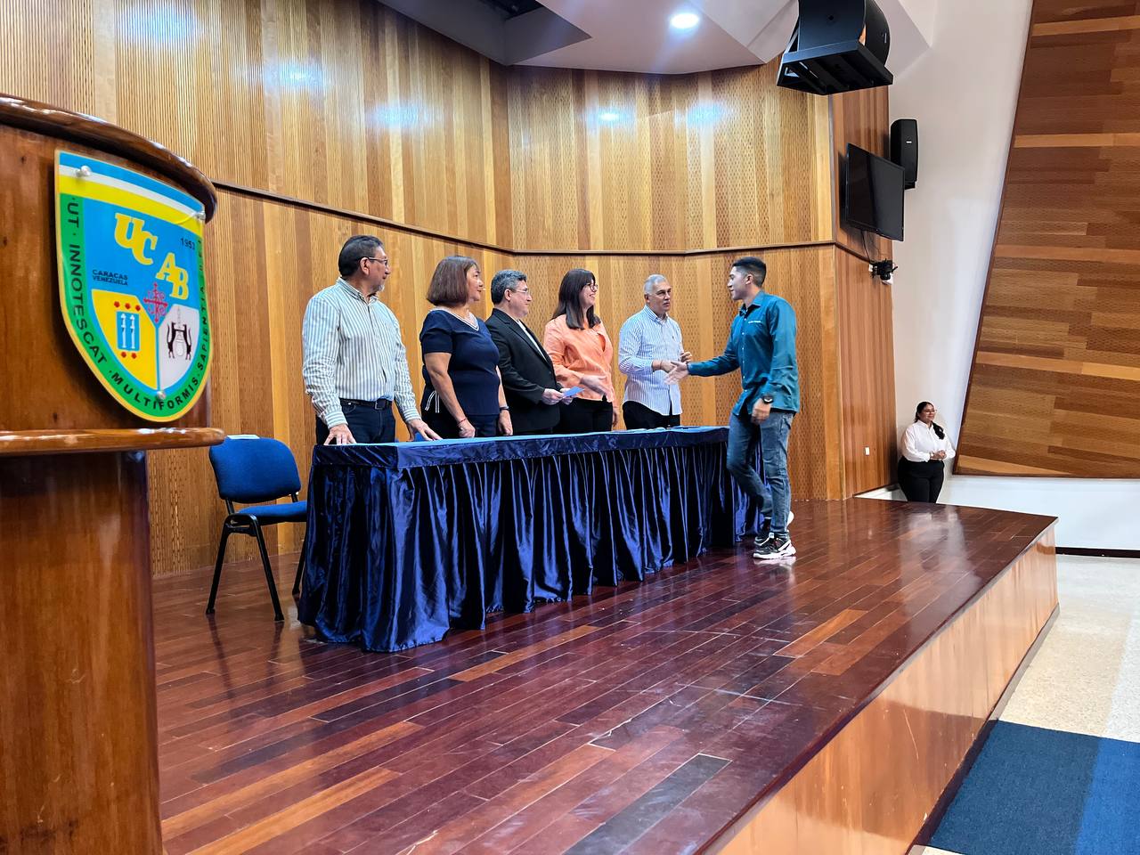 Ingeniería UCAB celebra compromiso excepcional de profesores y estudiantes
