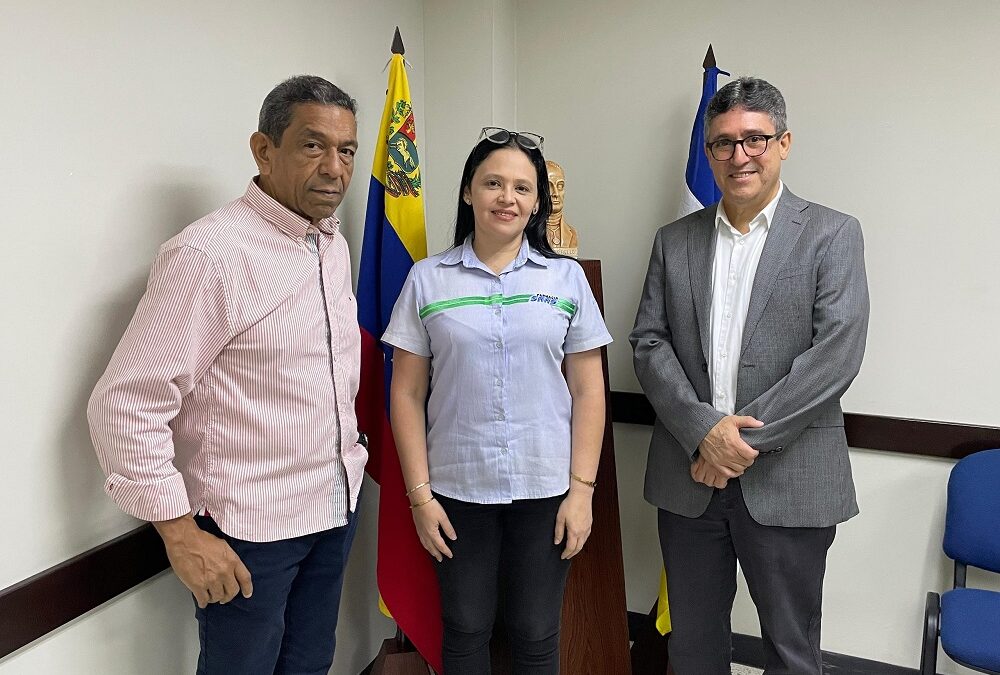 UCAB Guayana y Farmatlántico se alían para mejorar acceso a la salud de la comunidad universitaria