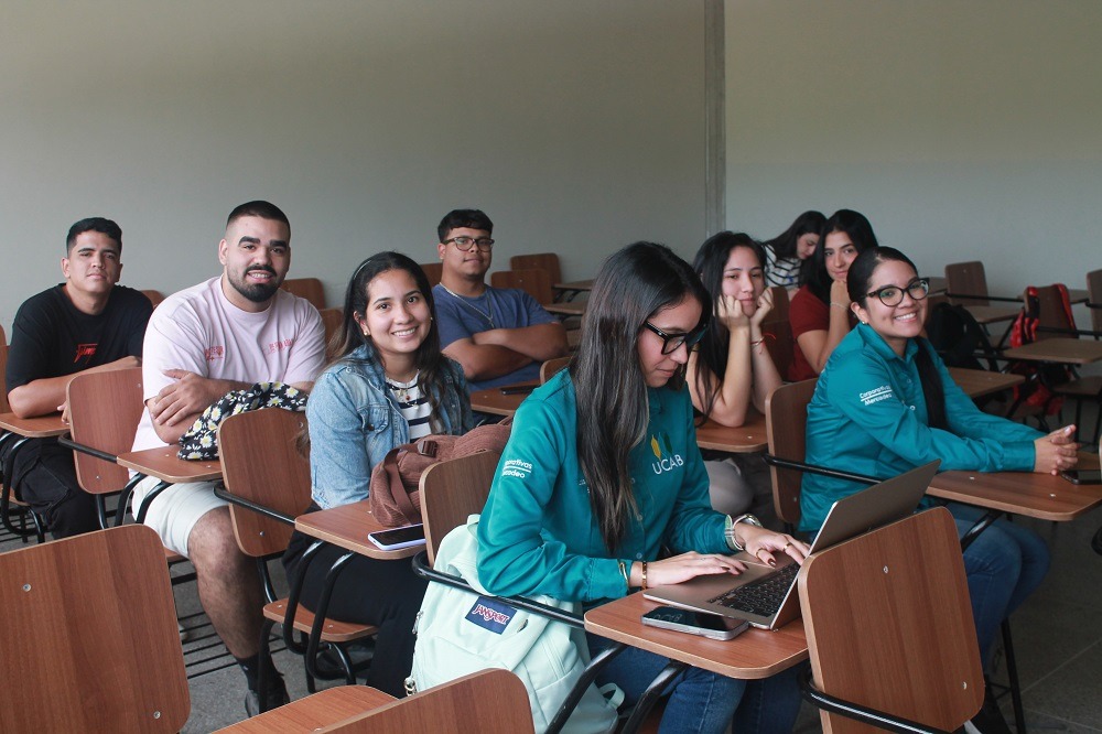 UCAB Guayana abre preinscripciones para su nueva carrera técnica en Seguros