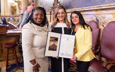 Orgullo ucabista Crishtbel Mora destaca en el periodismo hispano en Estados Unidos
