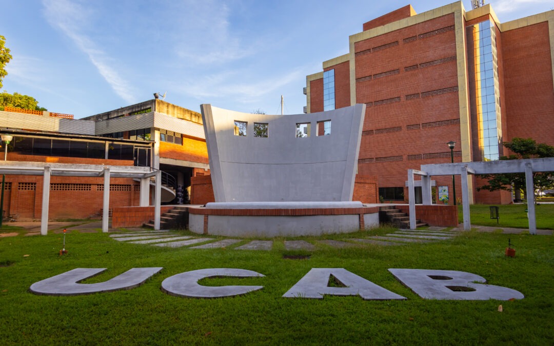 Ucab Guayana celebra los 40 años del Festival de Cine Francés en Venezuela