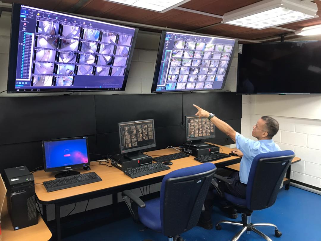 34. Oficinas Dirección de Seguridad + CECOM