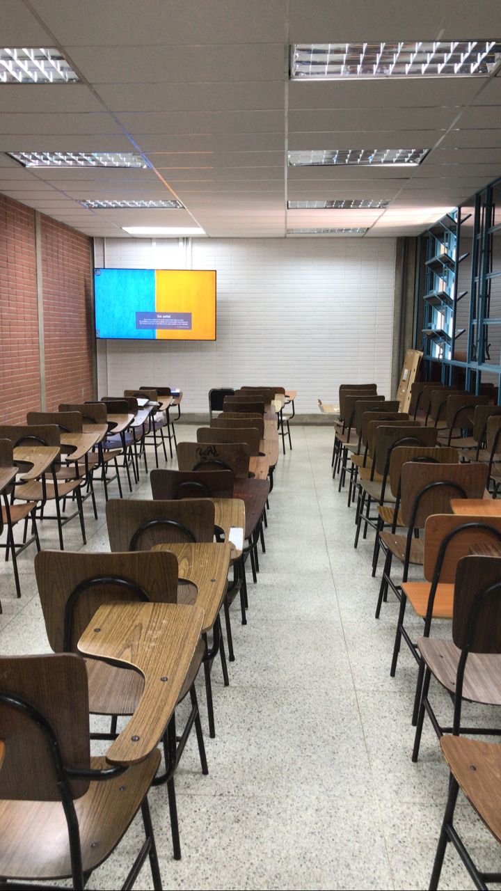 57. Aulas especiales Audiovisuales (Comunicación Social)