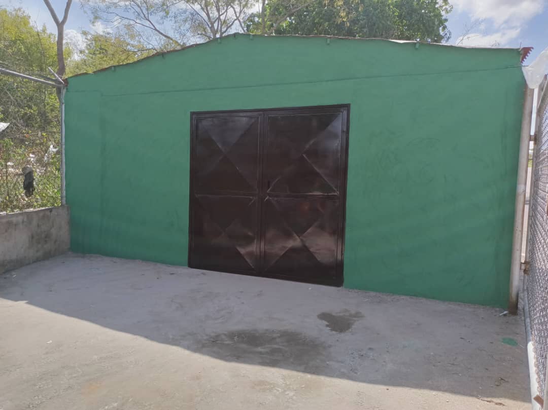 99. Adecuación física del depósito de desechos comunes (Cuarto de Basura) del campus - UCAB Guayana